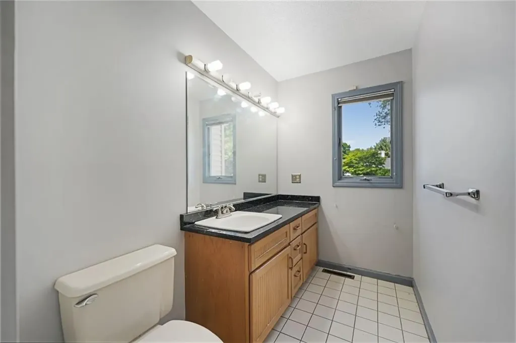29 Valley View Drive Cranston RI 02921