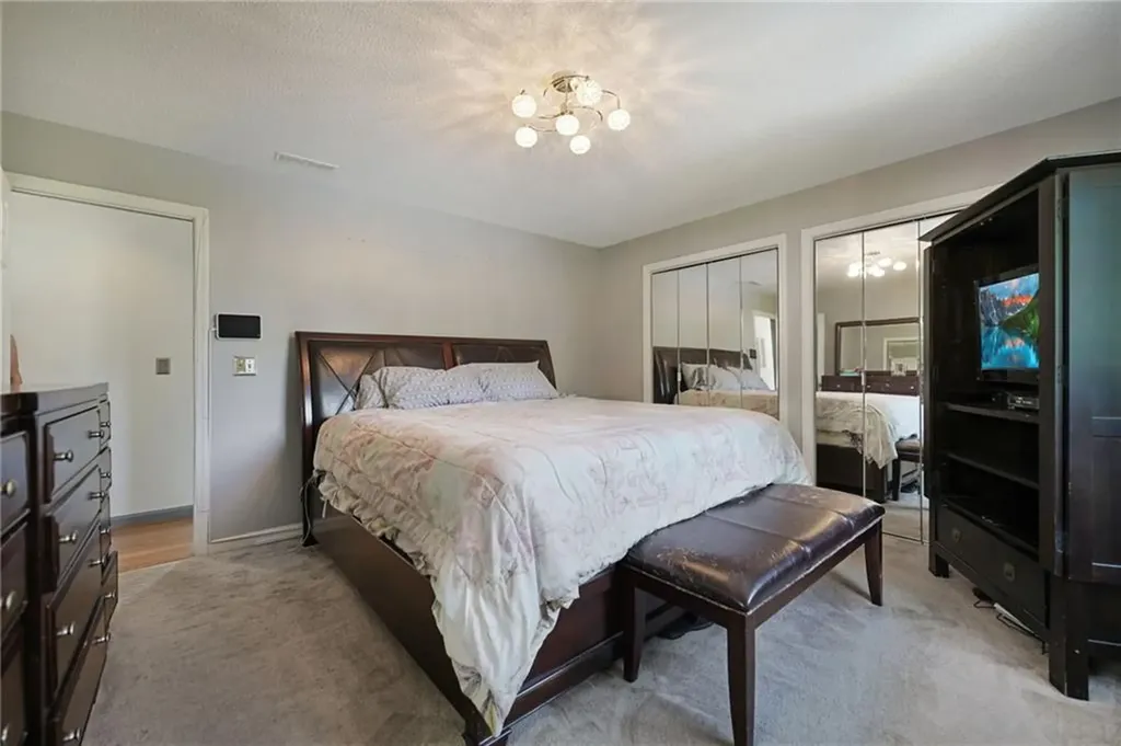 29 Valley View Drive Cranston RI 02921