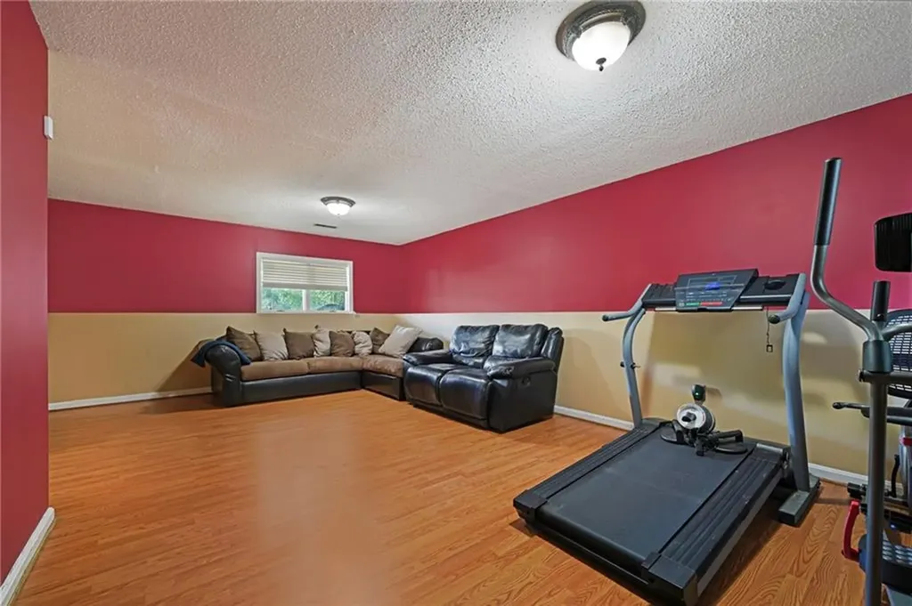 29 Valley View Drive Cranston RI 02921