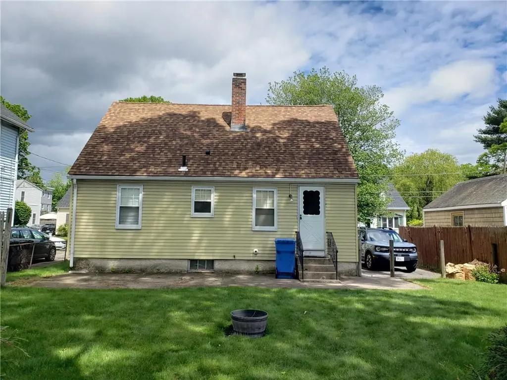 122 Elder Street Lincoln RI 02865