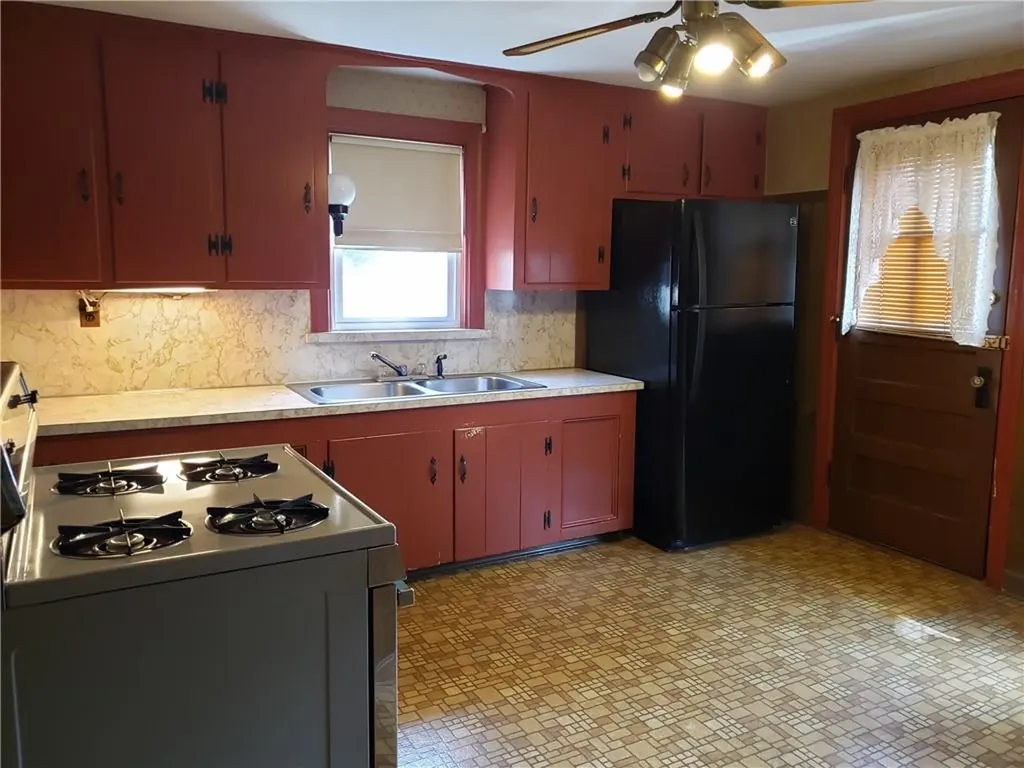 122 Elder Street Lincoln RI 02865