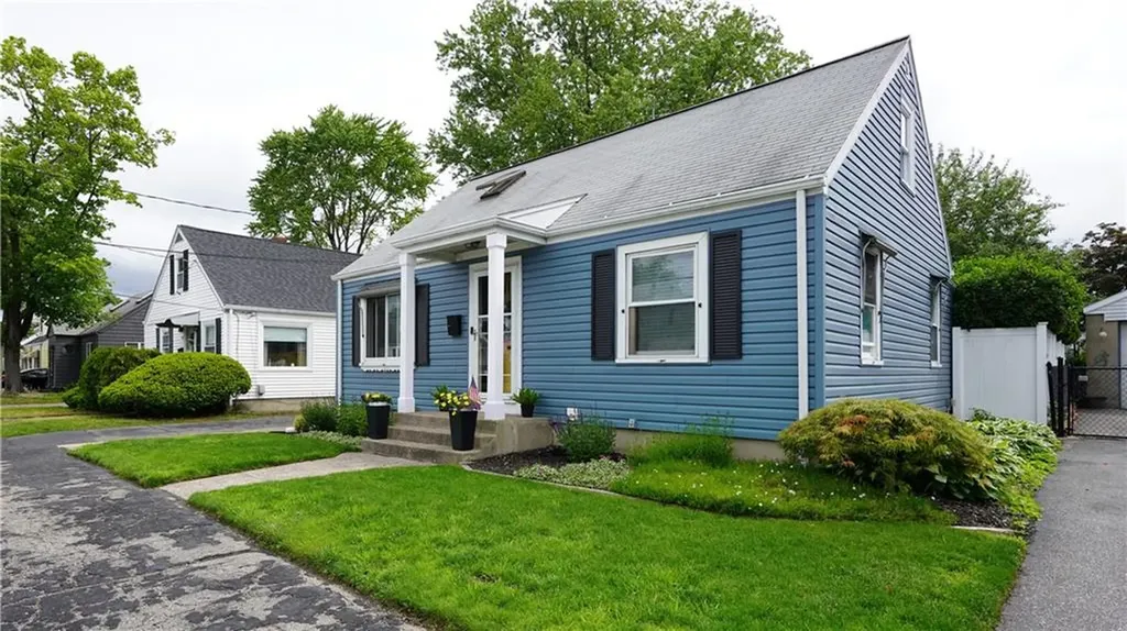 133 Clews Street Pawtucket RI 02861
