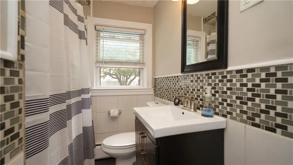 133 Clews Street Pawtucket RI 02861