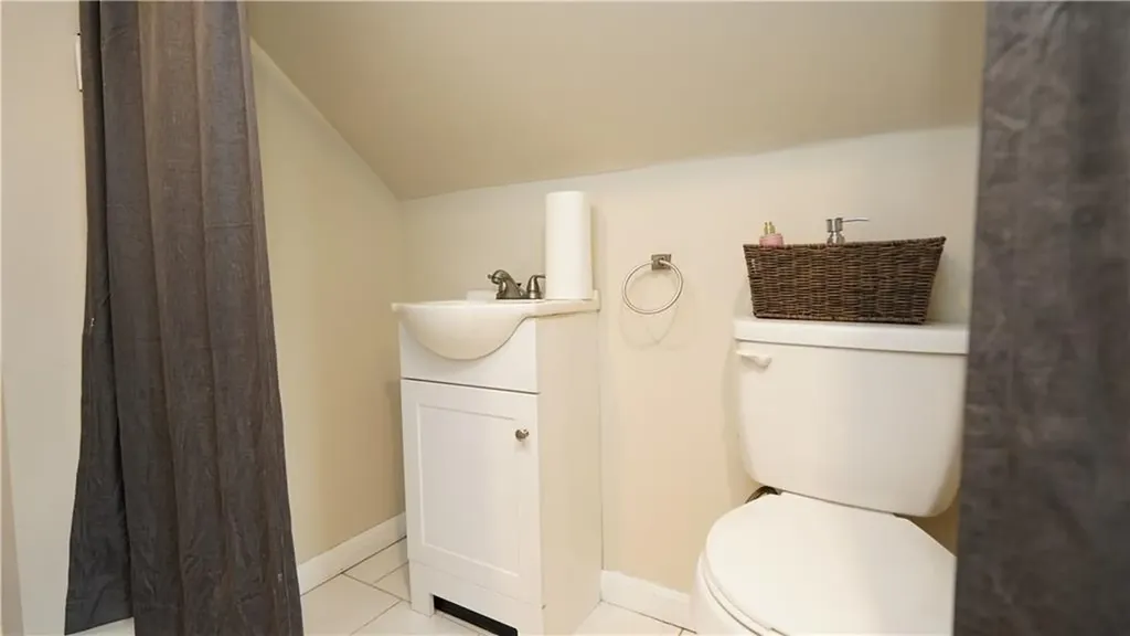 133 Clews Street Pawtucket RI 02861