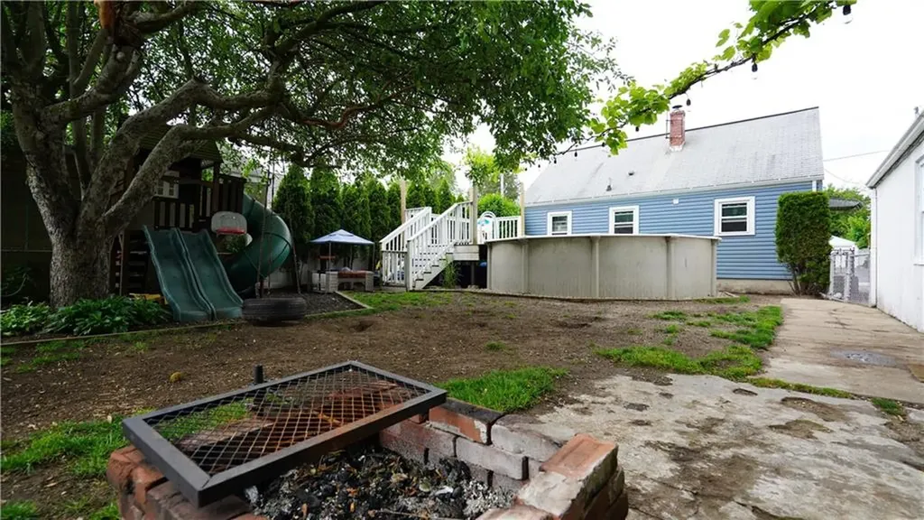 133 Clews Street Pawtucket RI 02861