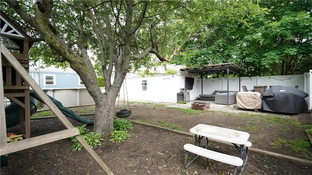 133 Clews Street Pawtucket RI 02861
