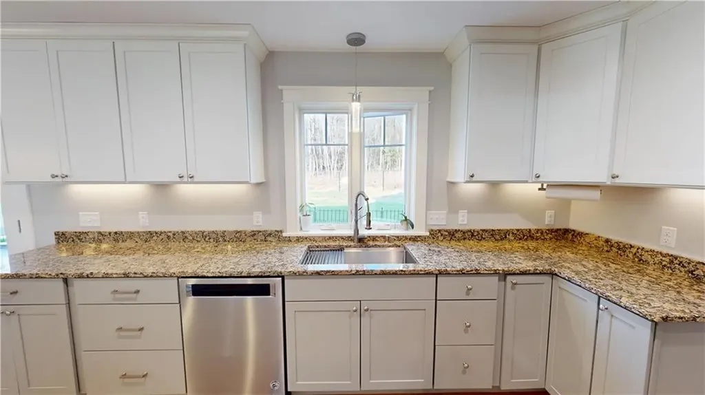 160 Bungy Road Glocester RI 02857