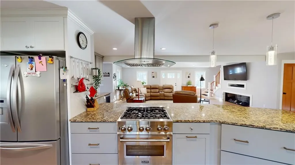 160 Bungy Road Glocester RI 02857