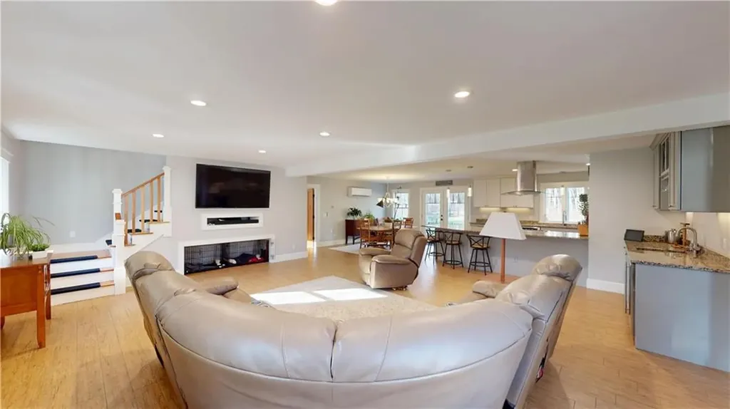 160 Bungy Road Glocester RI 02857