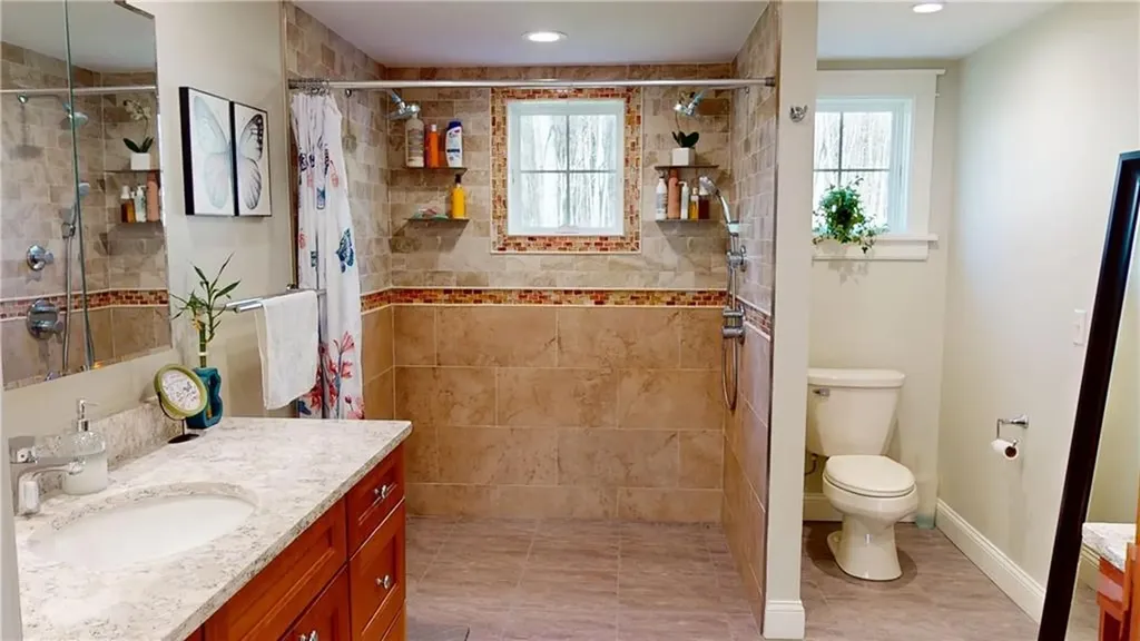 160 Bungy Road Glocester RI 02857
