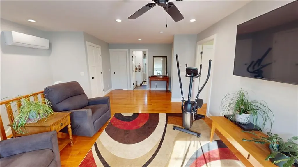 160 Bungy Road Glocester RI 02857