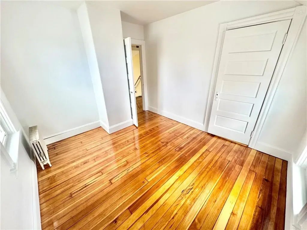 34 Kent Avenue Avenue East Providence RI 02914