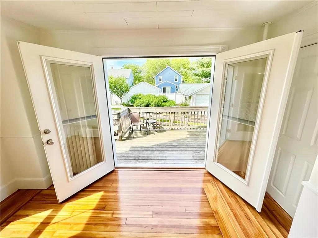 34 Kent Avenue Avenue East Providence RI 02914