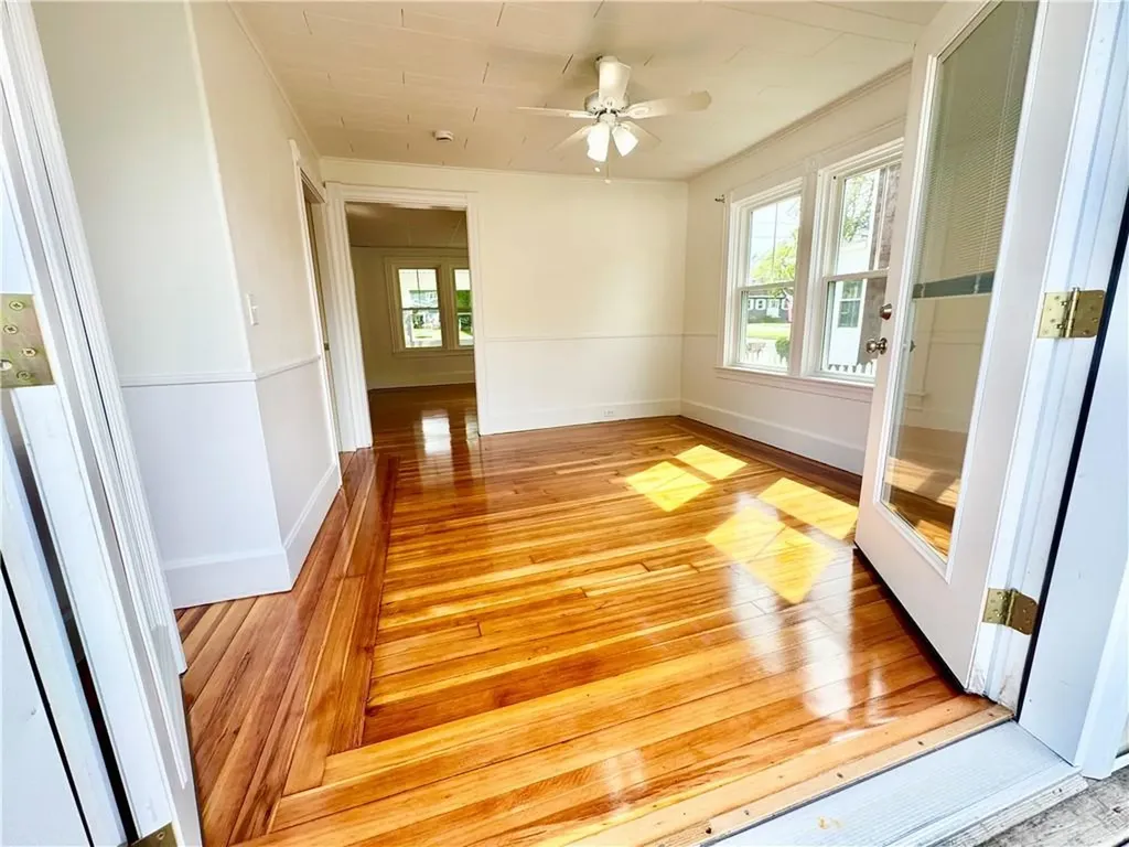 34 Kent Avenue Avenue East Providence RI 02914