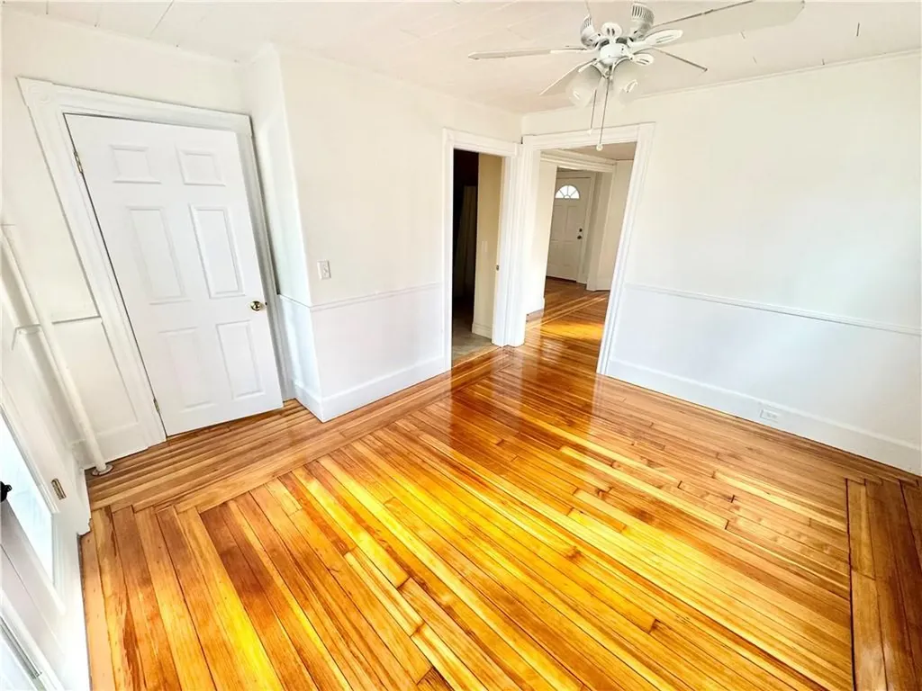34 Kent Avenue Avenue East Providence RI 02914