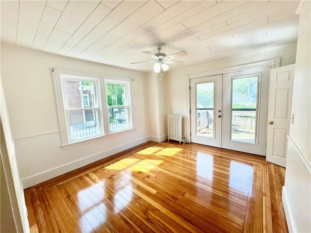 34 Kent Avenue Avenue East Providence RI 02914