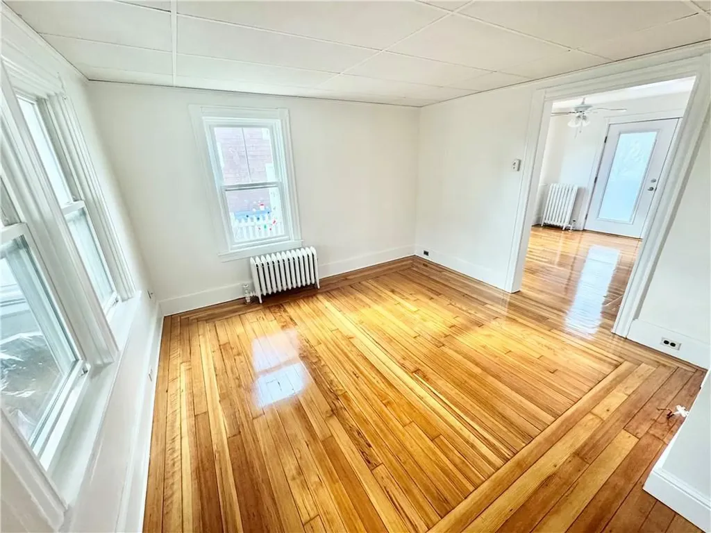 34 Kent Avenue Avenue East Providence RI 02914