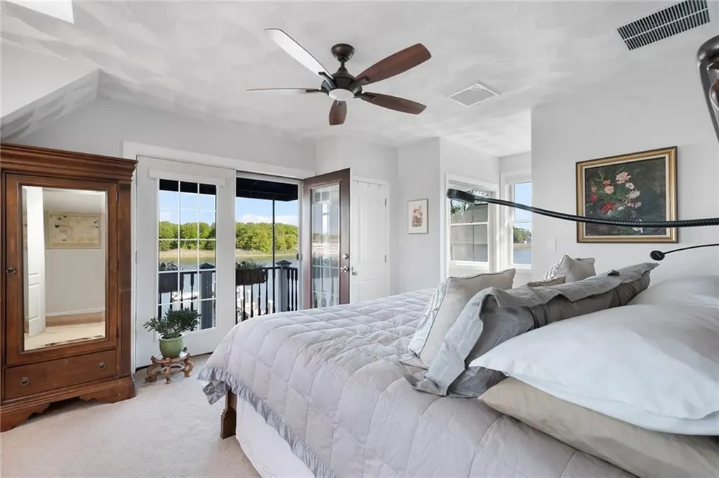 55 Harris Avenue Warwick RI 02889