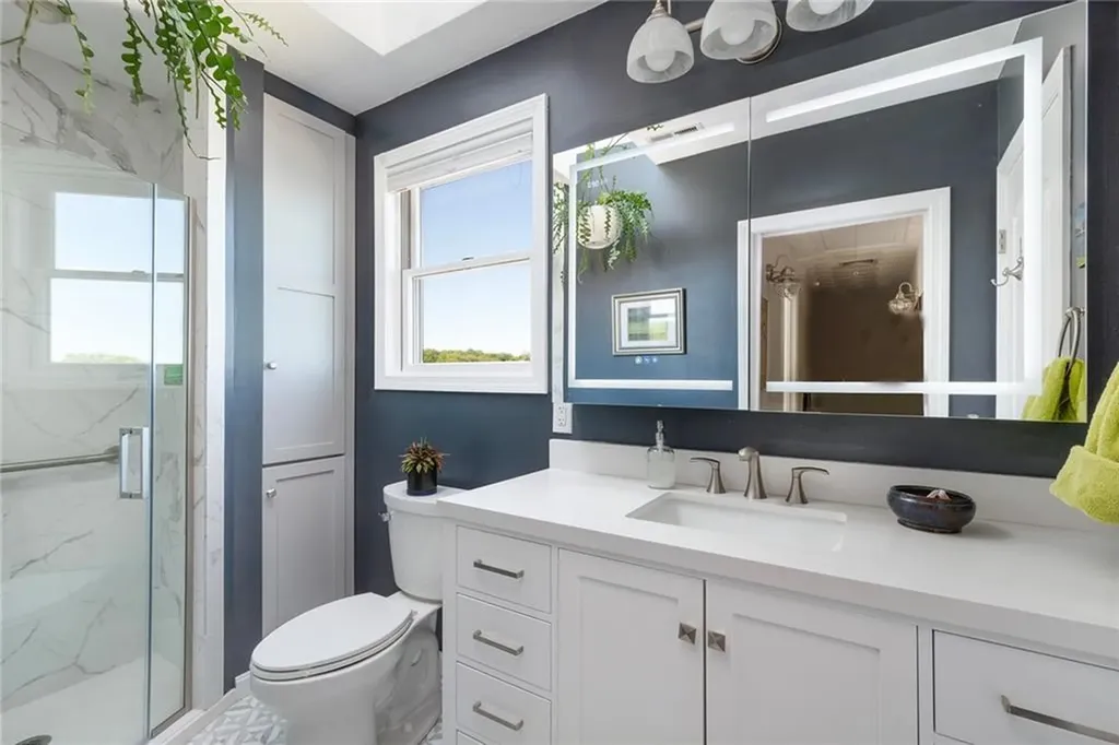 55 Harris Avenue Warwick RI 02889