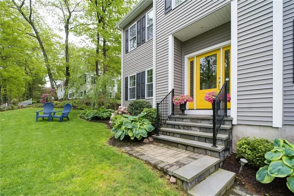 79 Arnold Drive Cumberland RI 02864