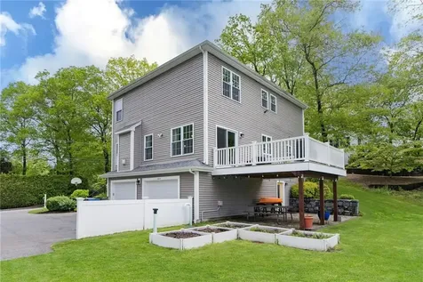 79 Arnold Drive Cumberland RI 02864