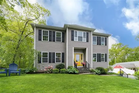 79 Arnold Drive Cumberland RI 02864