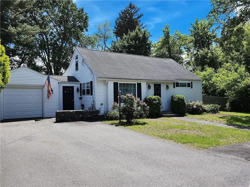 28 Westbrook Road Cranston RI 02920
