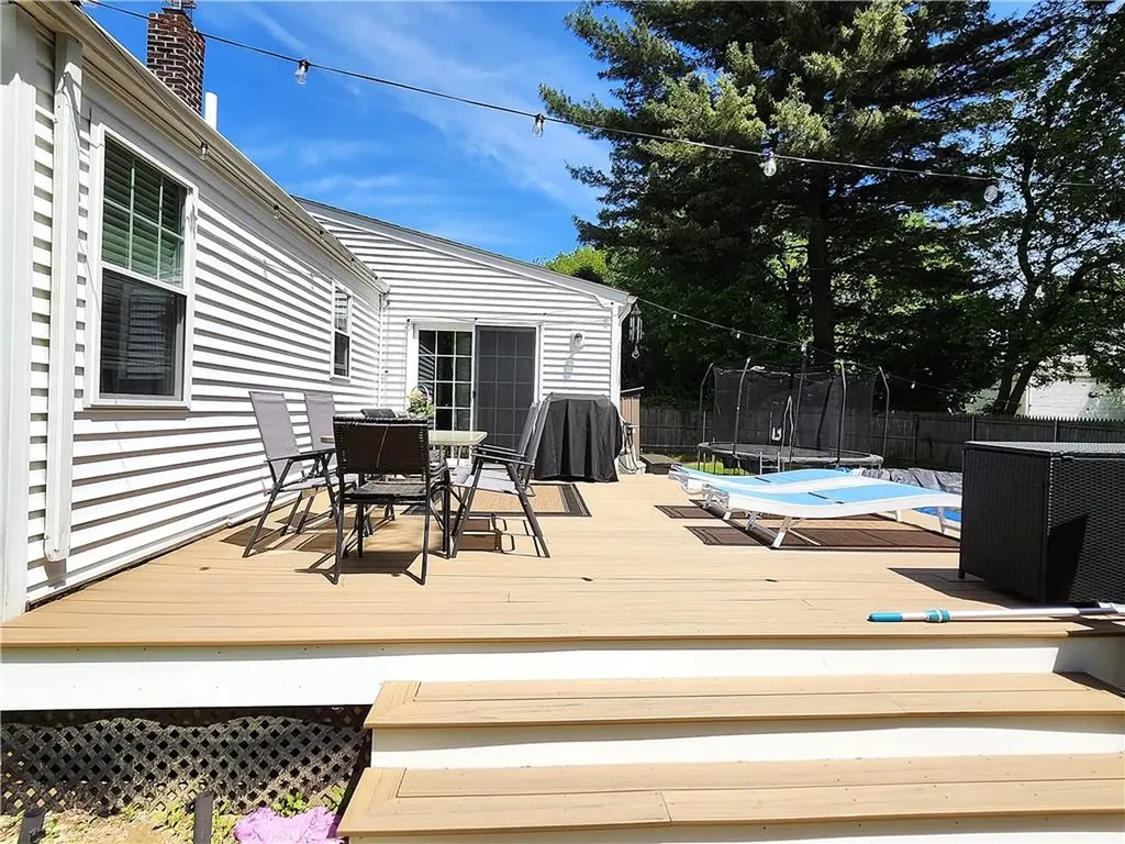 28 Westbrook Road Cranston RI 02920
