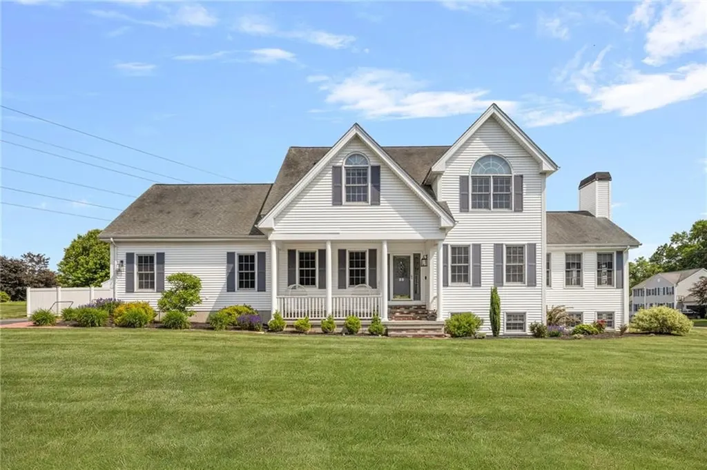 23 Windsong Road Cumberland RI 02864