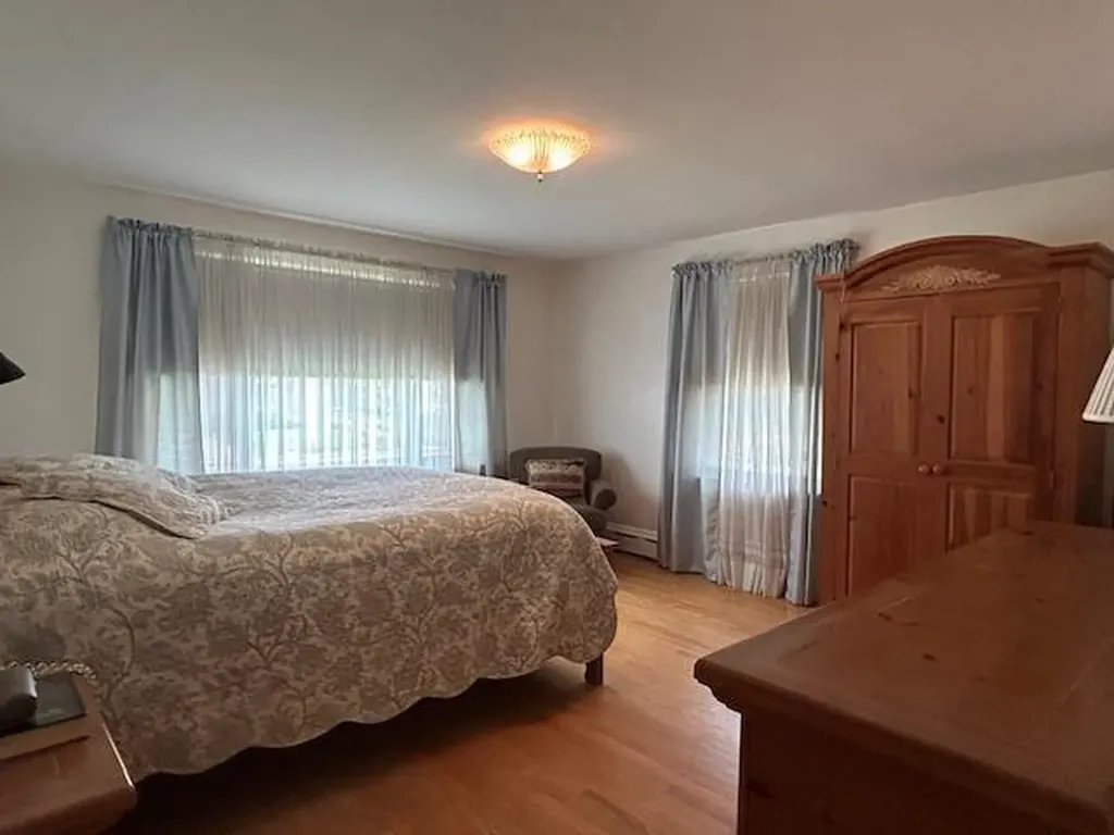 24 Egan Road Cranston RI 02910