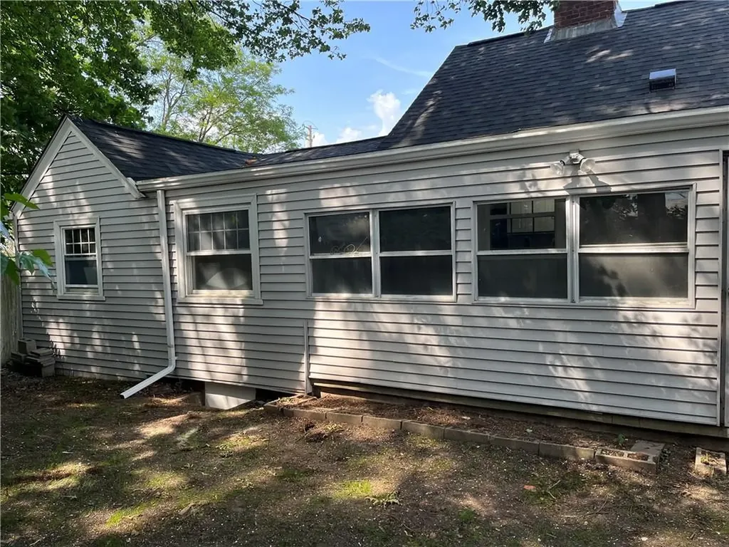 50 Bridgton Road Cranston RI 02910