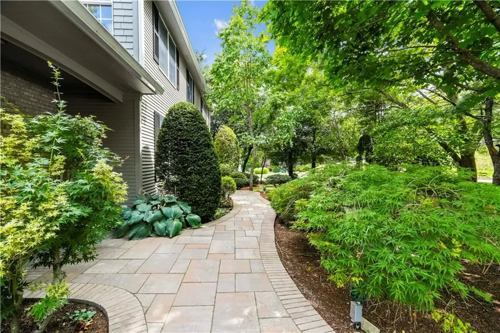 61 Kimberly Lane Cranston RI 02921