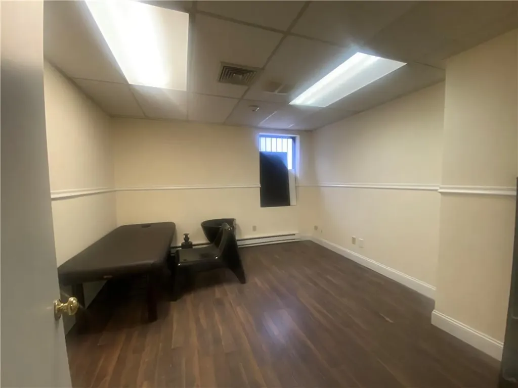 761 Park Avenue Cranston RI 02910
