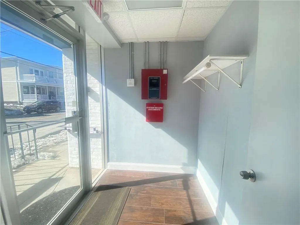 761 Park Avenue Cranston RI 02910