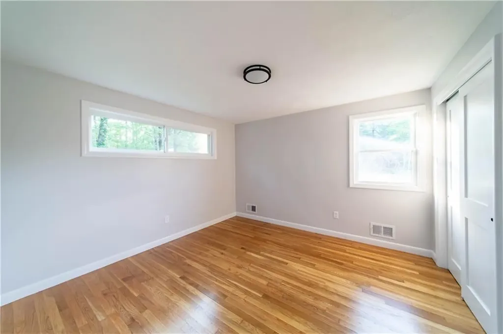 24 W Knollwood Circle North Kingstown RI 02852