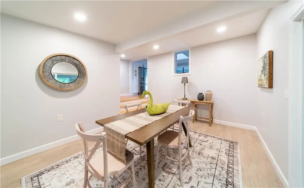 24 W Knollwood Circle North Kingstown RI 02852