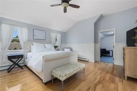 9 Spring Hill Road Portsmouth RI 02871