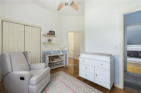 9 Spring Hill Road Portsmouth RI 02871