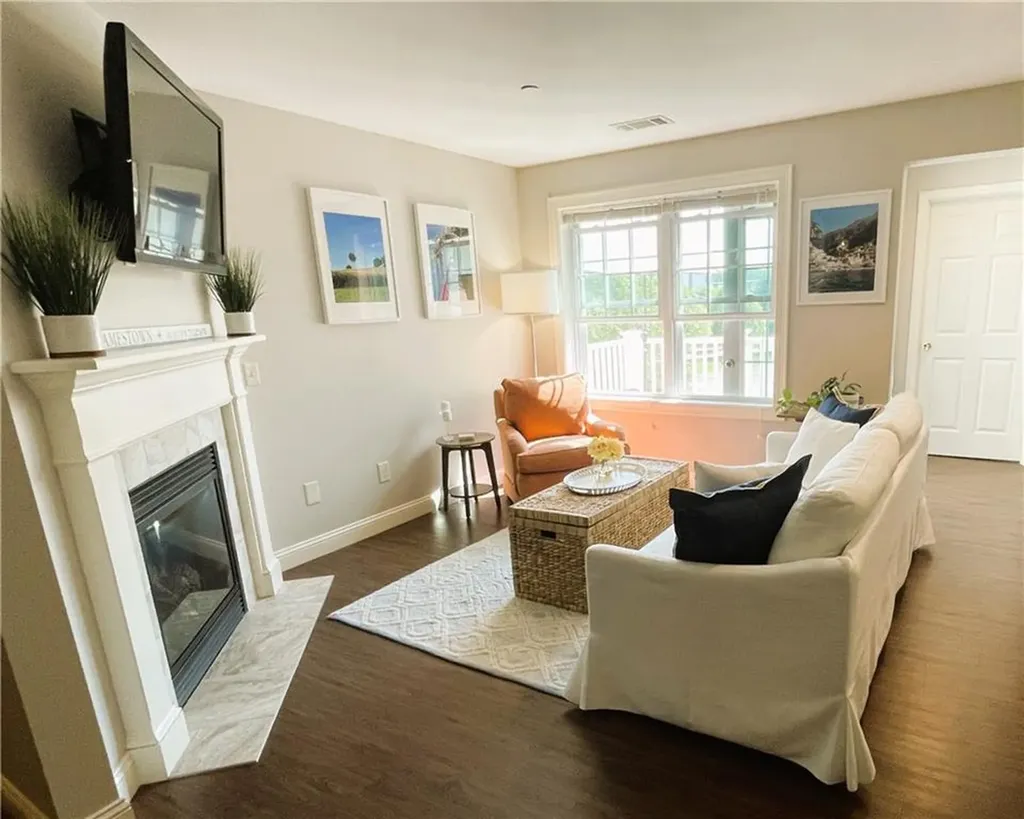 60 Saw Mill Drive North Kingstown RI 02852