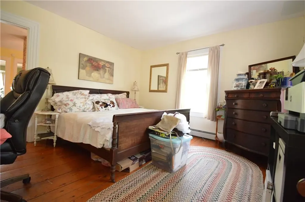1028 East Main Road Portsmouth RI 02871