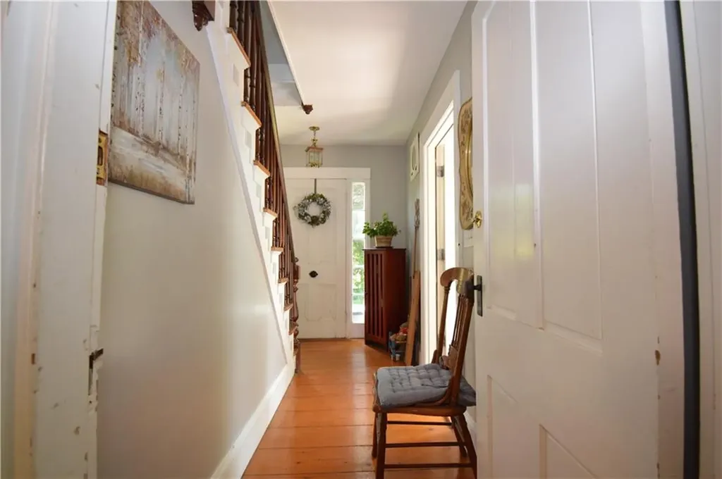1028 East Main Road Portsmouth RI 02871