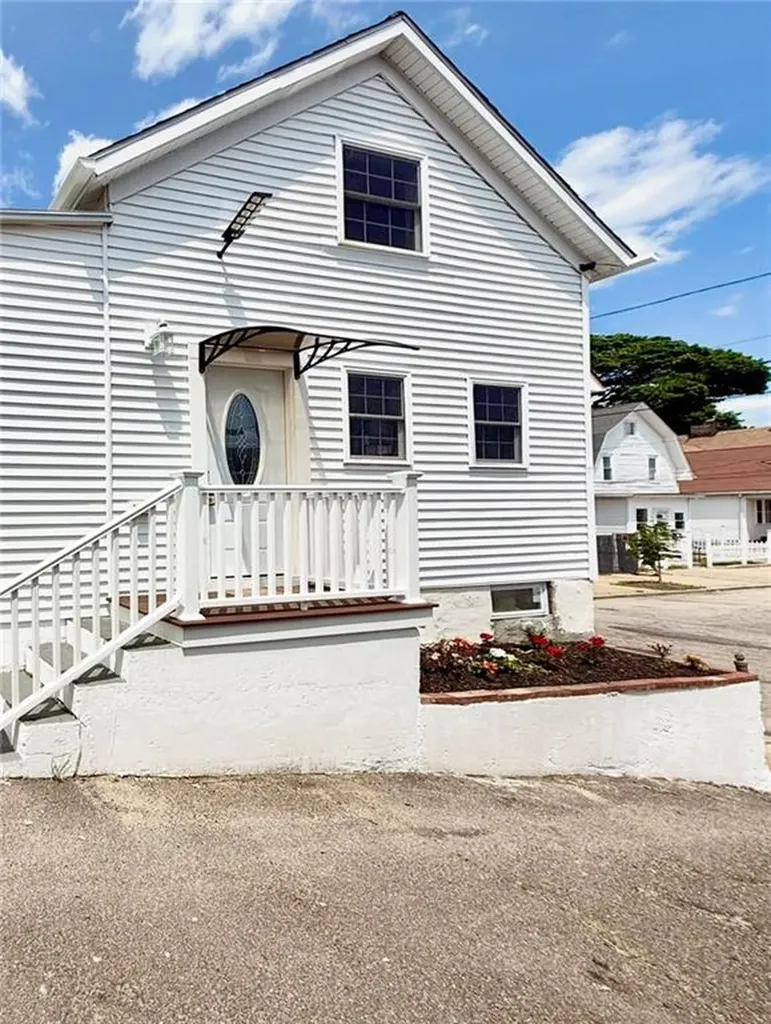 25 Rugby Street Providence RI 02905