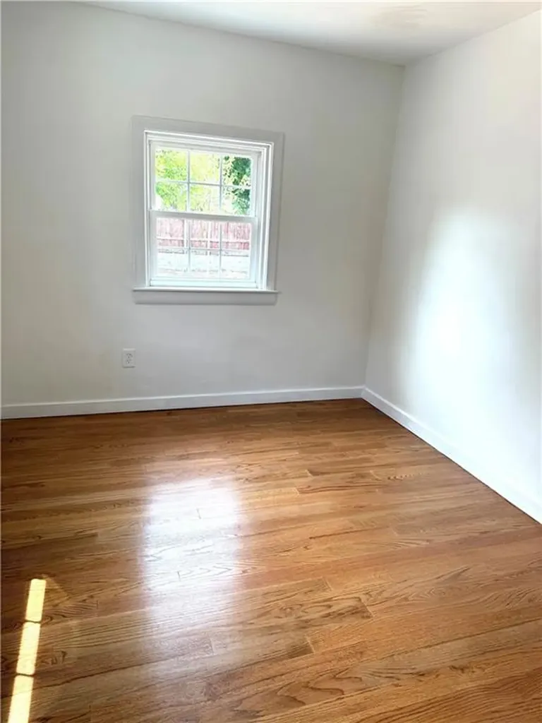 25 Rugby Street Providence RI 02905