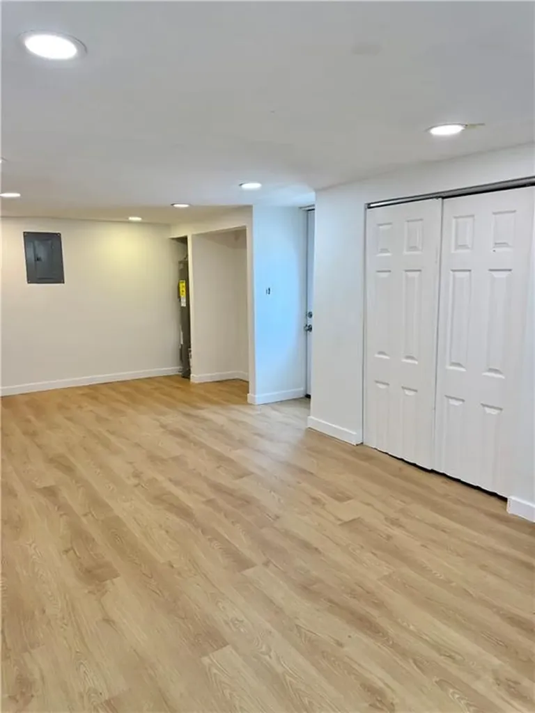 25 Rugby Street Providence RI 02905