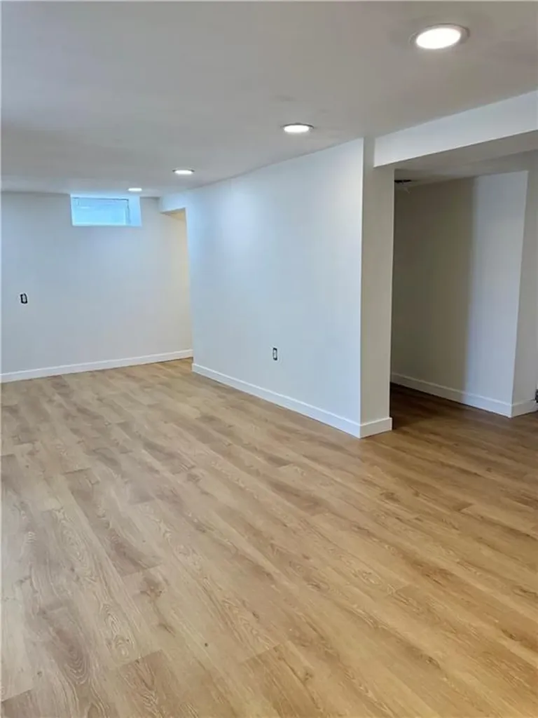 25 Rugby Street Providence RI 02905