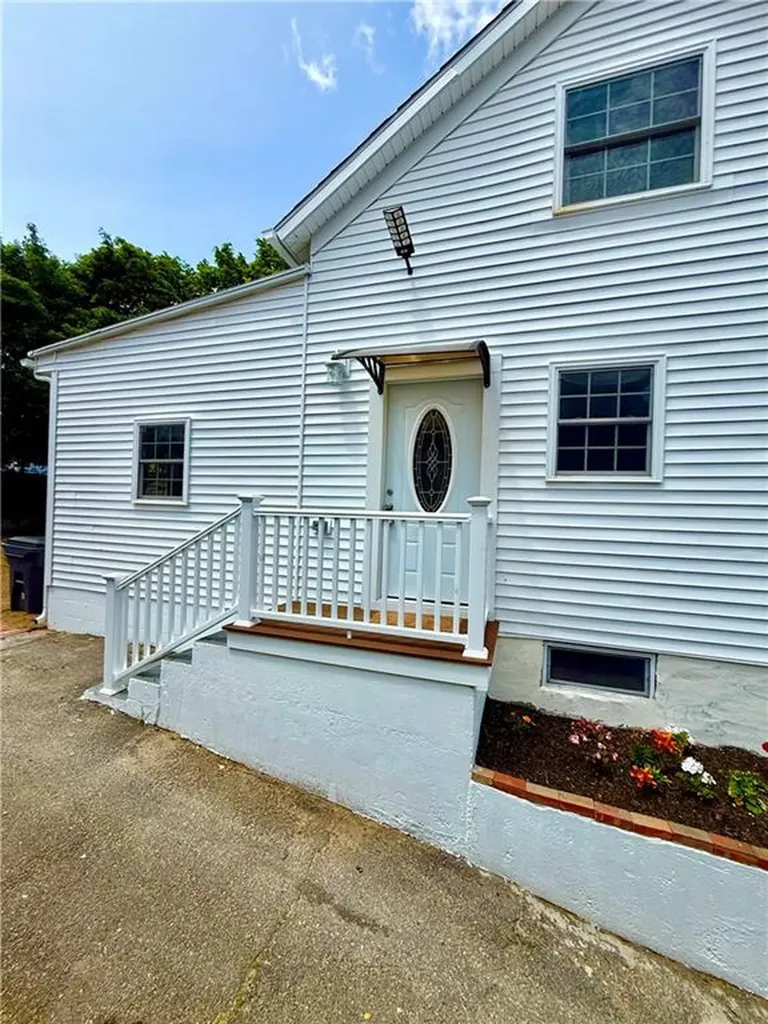 25 Rugby Street Providence RI 02905