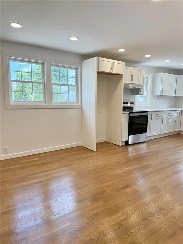 25 Rugby Street Providence RI 02905