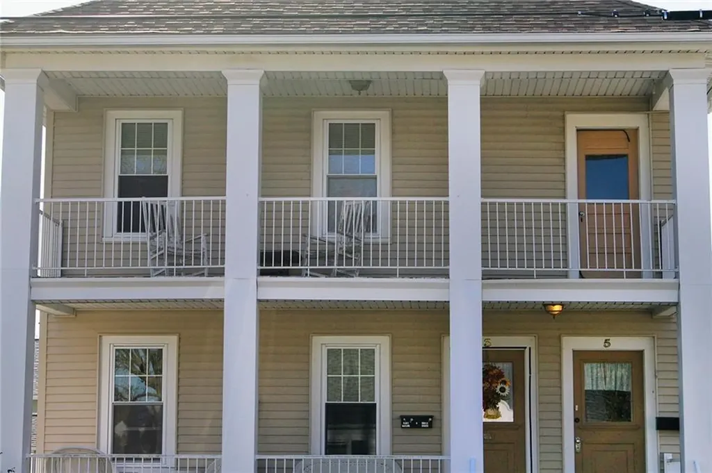 5 Pennacook Street Newport RI 02840