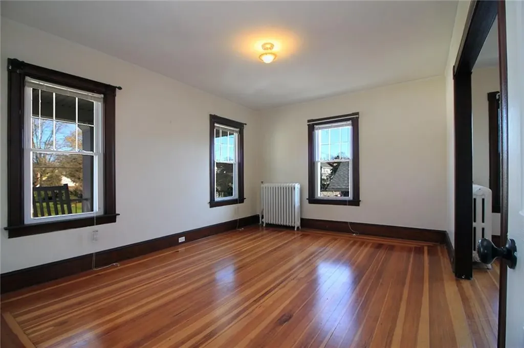 5 Pennacook Street Newport RI 02840