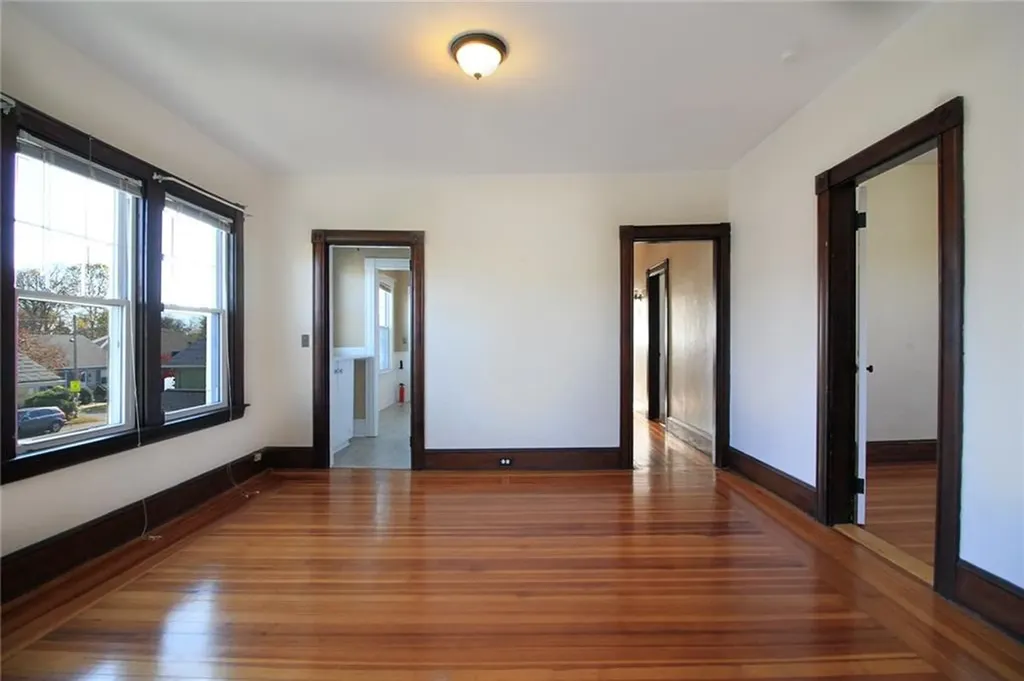 5 Pennacook Street Newport RI 02840